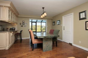Kitchen Dining Area - Country homes for sale and luxury real estate including horse farms and property in the Caledon and King City areas near Toronto
